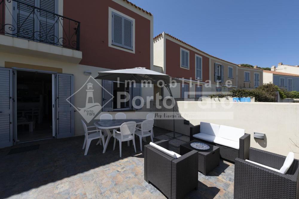 2 Pineta - Ampio Quadrilocale Sulla Spiaggia Di Porto Faro Palau Ngoại thất bức ảnh