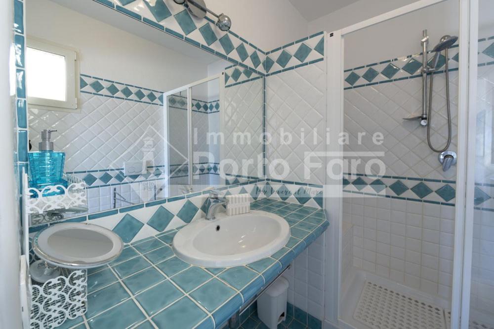2 Pineta - Ampio Quadrilocale Sulla Spiaggia Di Porto Faro Palau Ngoại thất bức ảnh